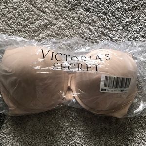 Victoria secrets bra